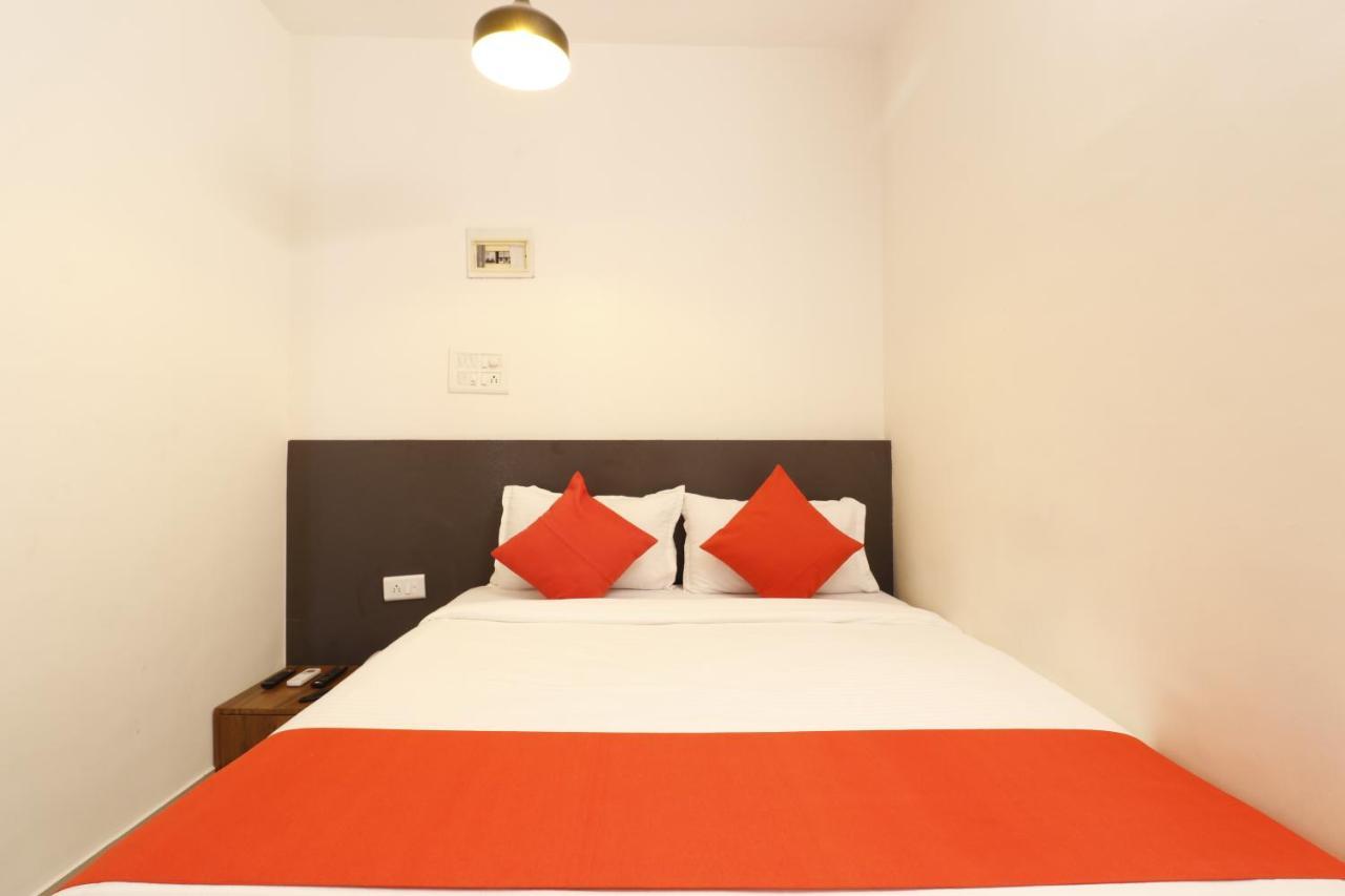 Hotel Crystal Inn Мумбаї Екстер'єр фото
